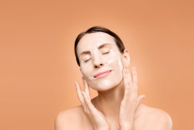 Como cuidar da pele oleosa?
